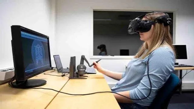 Ứng dụng công nghệ thực tế ảo 3D trong khám, chữa bệnh 